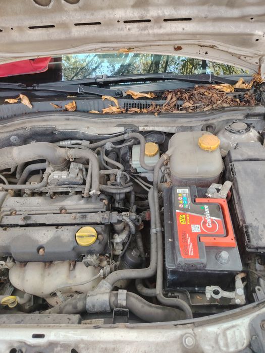 Опел Астра 2010г.Сменен съеденител, свещи. Нови гуми. 165000км.к