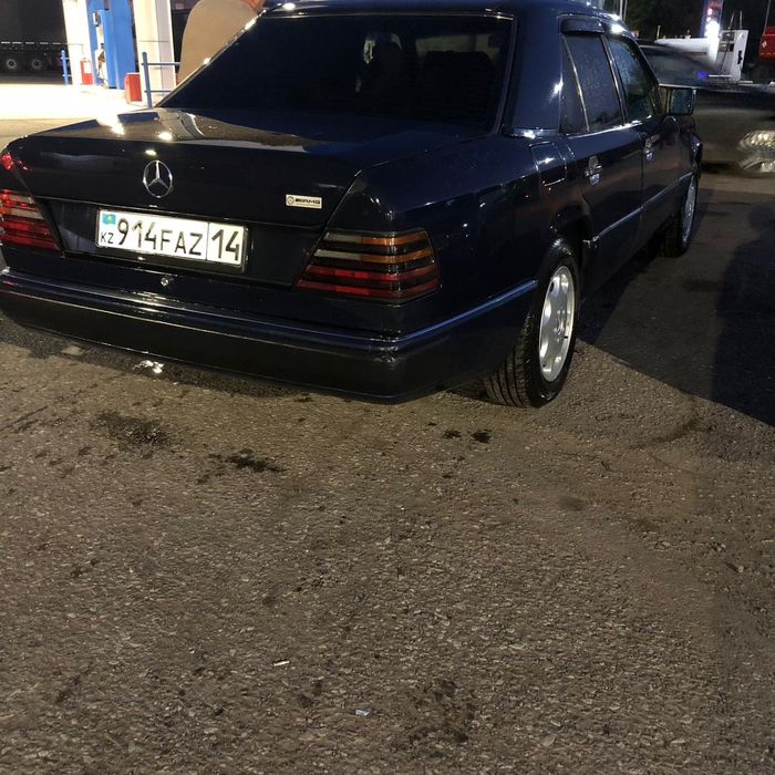 Продам Мерседес 124