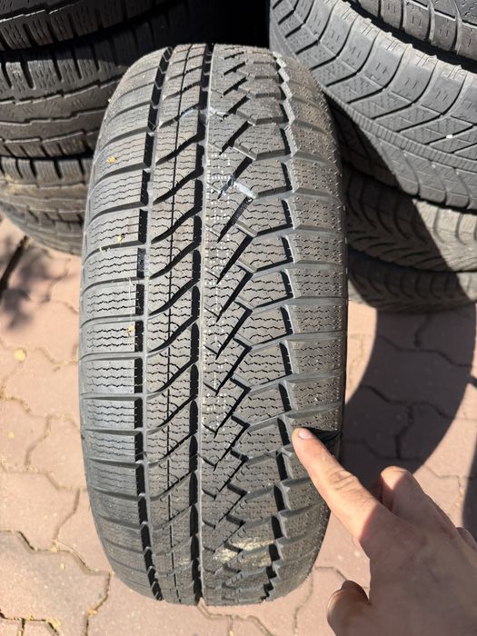 O bucata 215/60/16 goodride noua