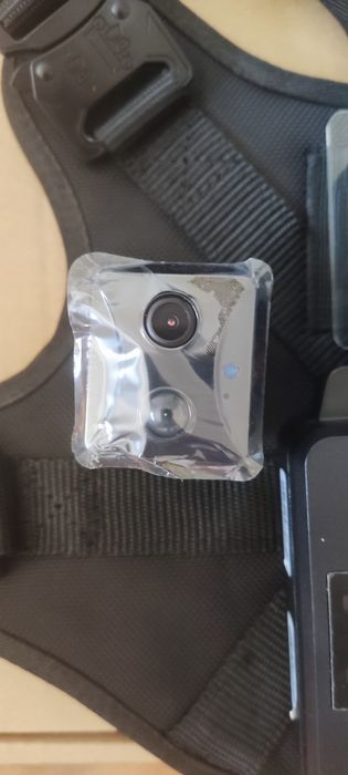 Кучешки Нов Ловен / Тактически Нагръдник със Соларно GPS Проследяване и 4G Видеокамера в Реално Време