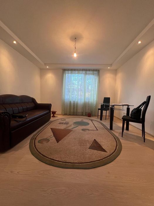 Apartament doua camere de inchiriat - zona centrala Onesti!