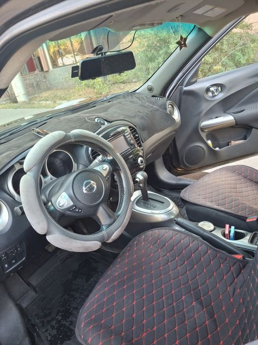 Продам машину Nissan juke