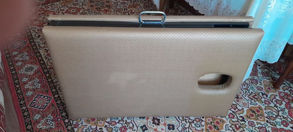 Кушетка массажная