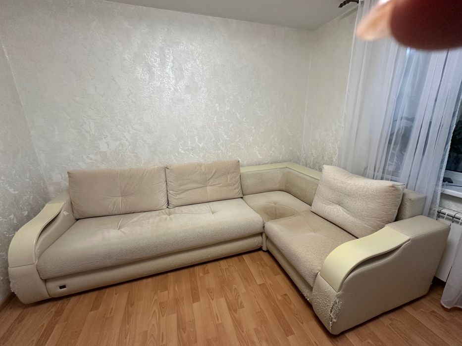 Угловой раздвижной диван, 3 метра