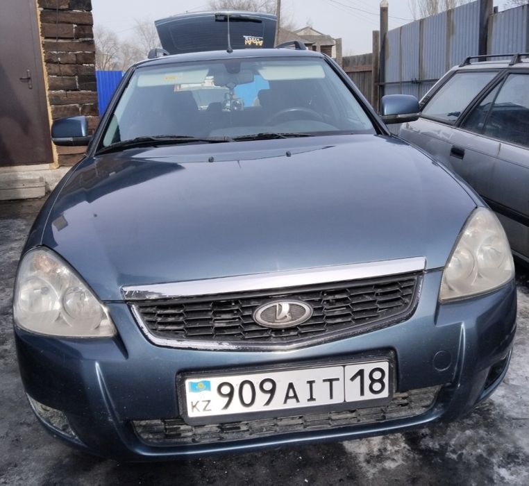 Продам Приору 2 .