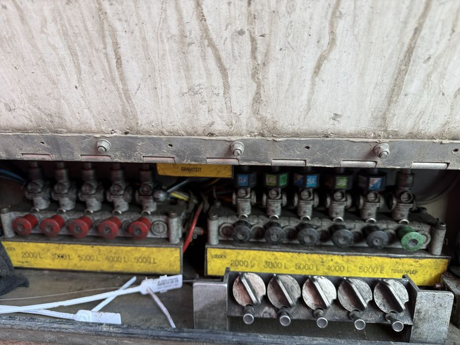 Cisterna MAN TGA 430 , 5 compartimente , 2000/3000/5000/4000/5000.