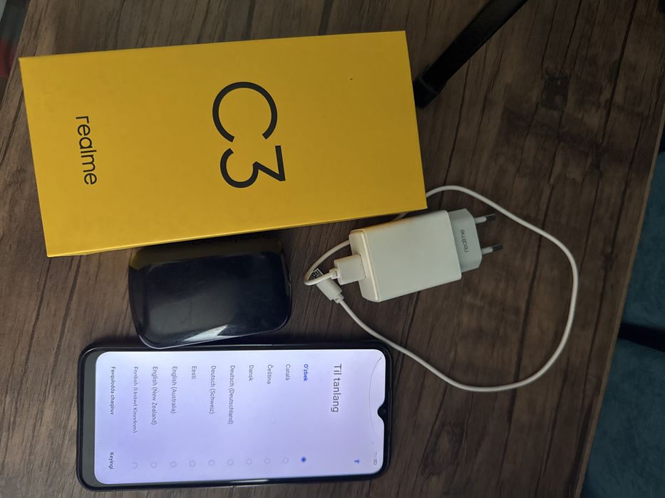 Смартфон Realme C3 3/64 Gb - б/у