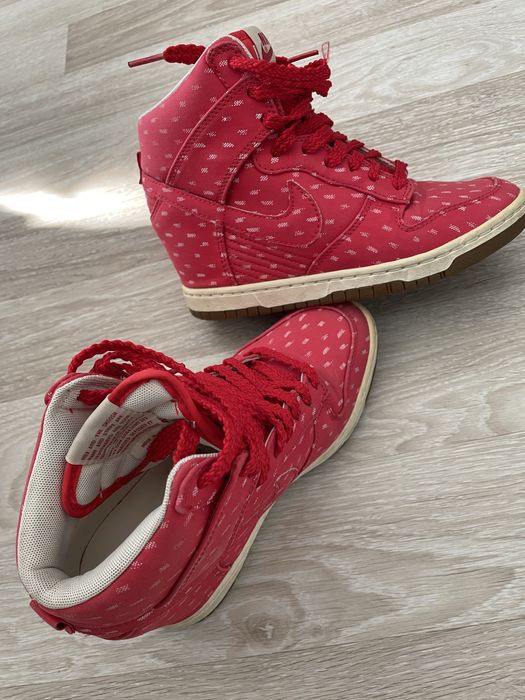 Adidași cu platformă