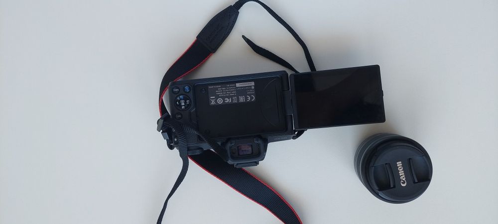 Камера Canon eos m 50