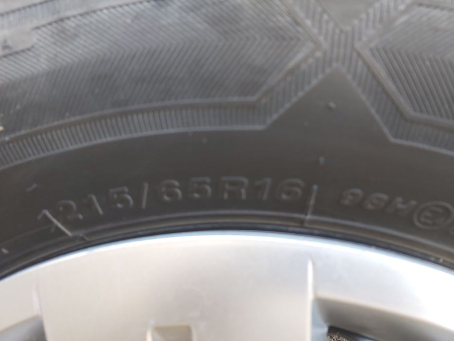 Диска балон круз  еки трекер учун сотилади . Холати яхши