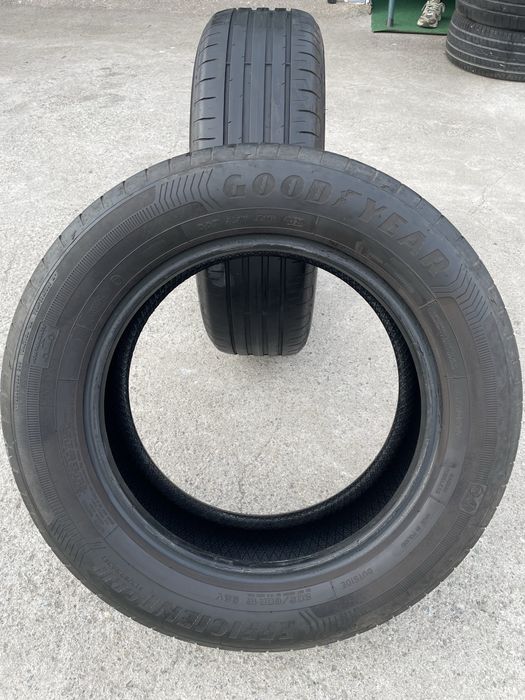 205/60/16 -2бр. Летни гуми GoodYear
