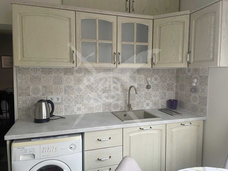 Дава се под наем Едностаен апартамент в София, Център - 50 кв.м за 648.21 € - Снимка #1