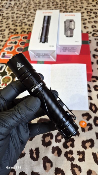 Lanterna Tactică Sofirn SK30 SFT70