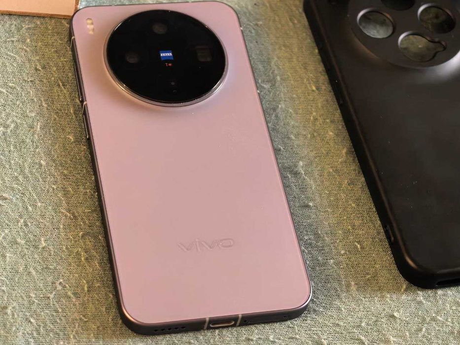 Смартфон Vivo x300 256 gb