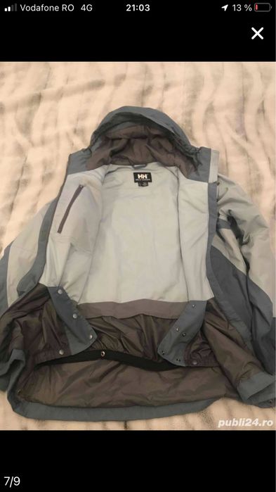 Geaca Helly Hansen si Camel