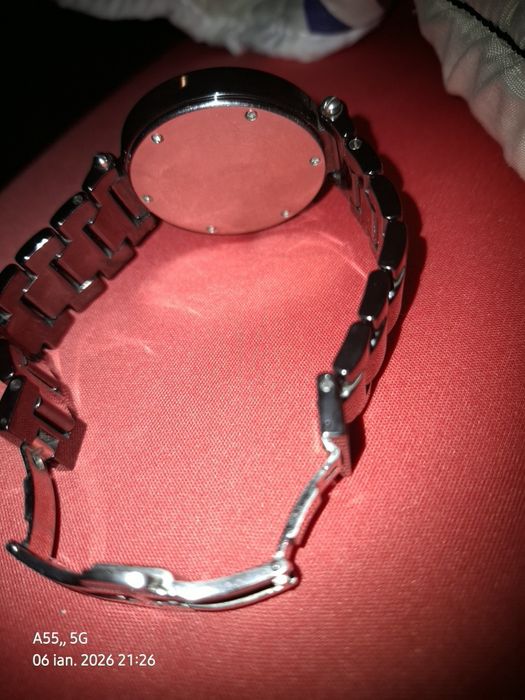 Vând ceas original Gucii