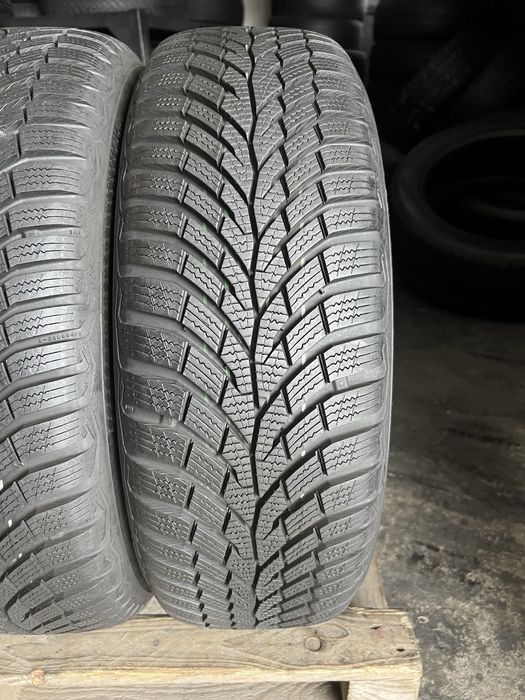 2 anvelope de iarna 205/60/16 Continental Profil NOU!