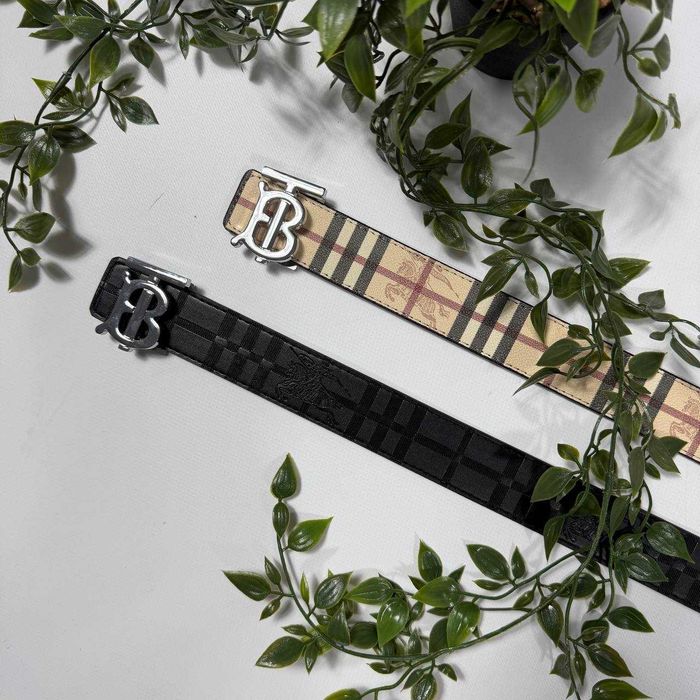 Burberry Колан (110 см)