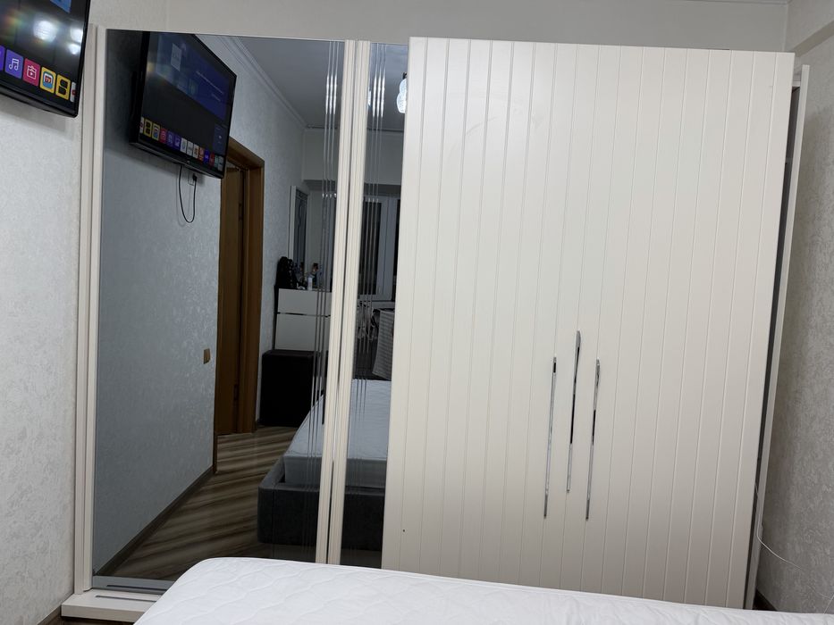 Продам шкаф купе хороший