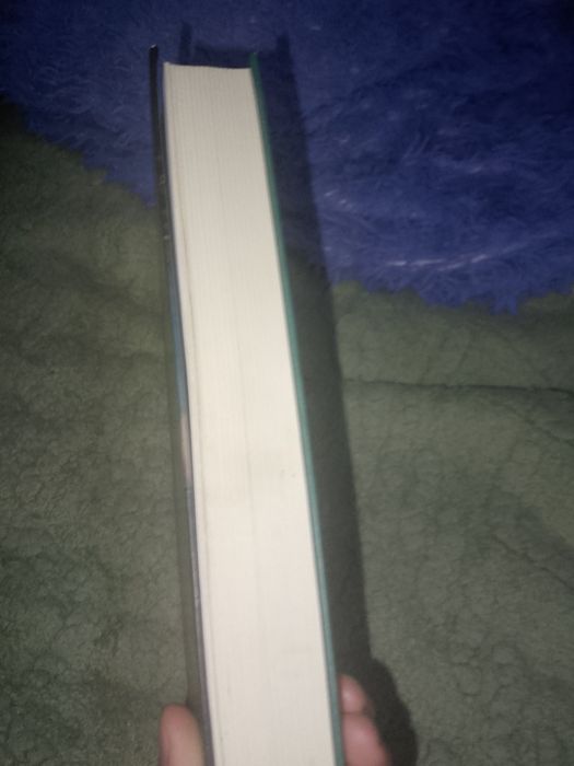 Продам книжку хорошая