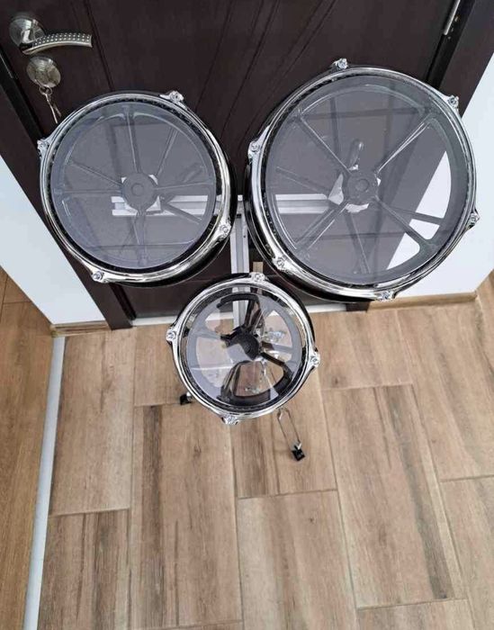 Рототоми перкусия, във триъгълен вариант + палки.Ново