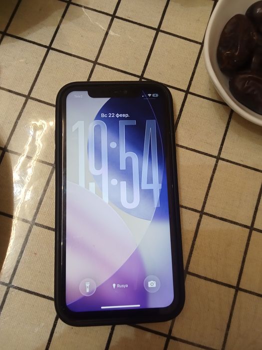 iPhone 11 продам