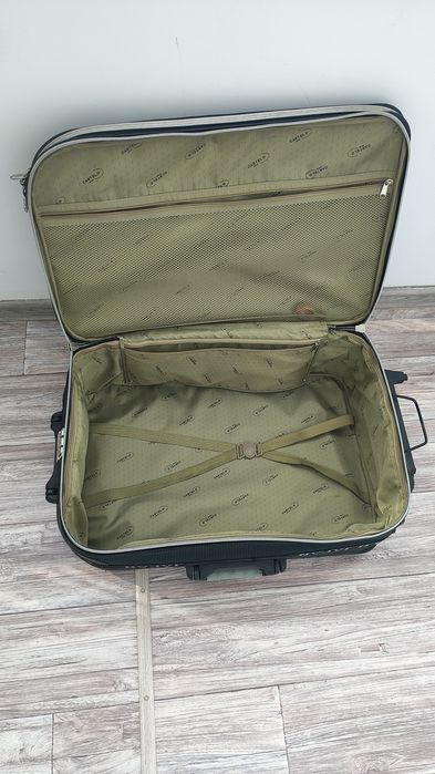 Продается Чемодан