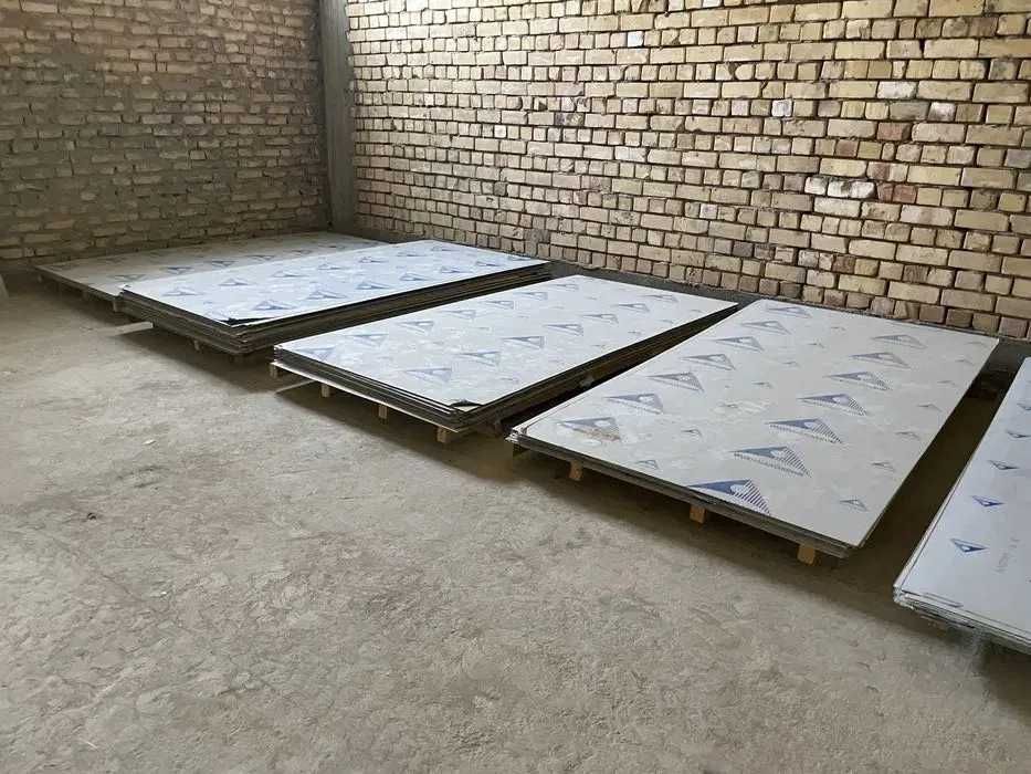 Нержавейка.Нержавеющие листы и трубы 201марка 304марка матовый глянце