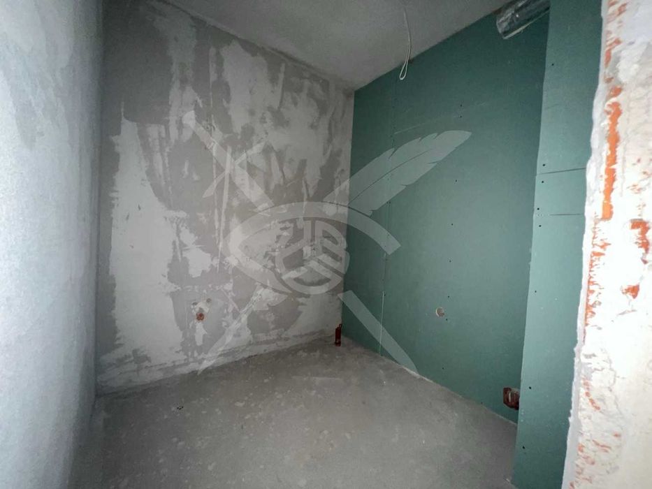 Продава се Тристаен апартамент в София, Надежда 4 - 103 кв.м за 2180 €/кв.м - Снимка #2