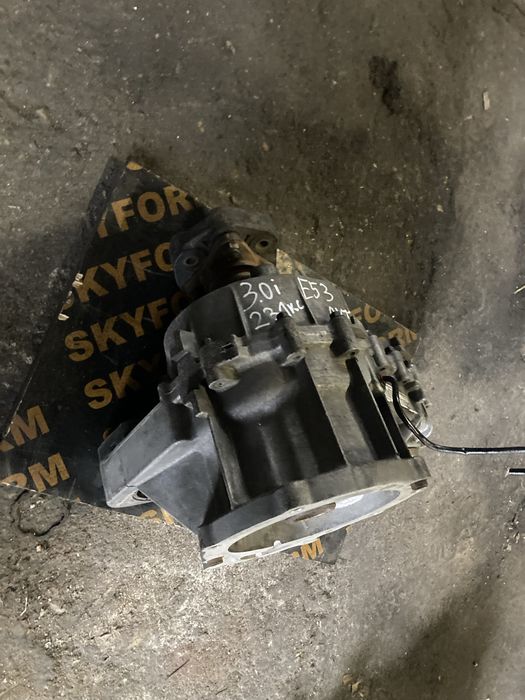 Bmw E53 X5 3.0i Раздатъчна Кутия Раздатка