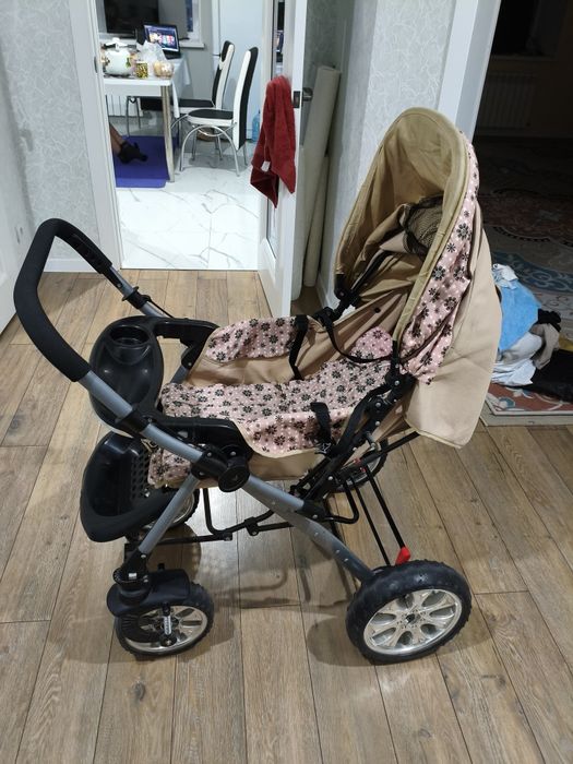 Детская коляска б/у
