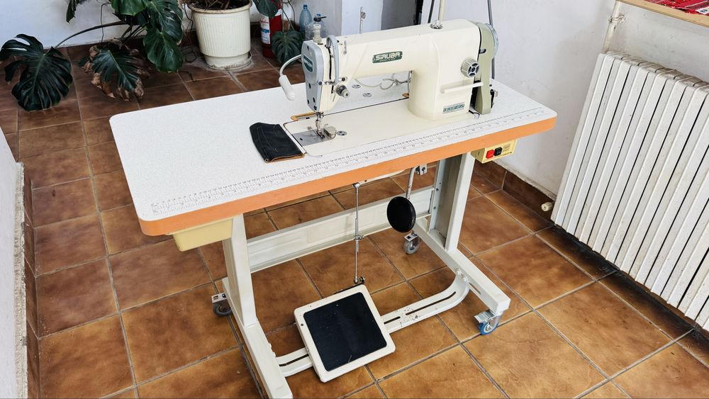 Masina de cusut industriala ca noua