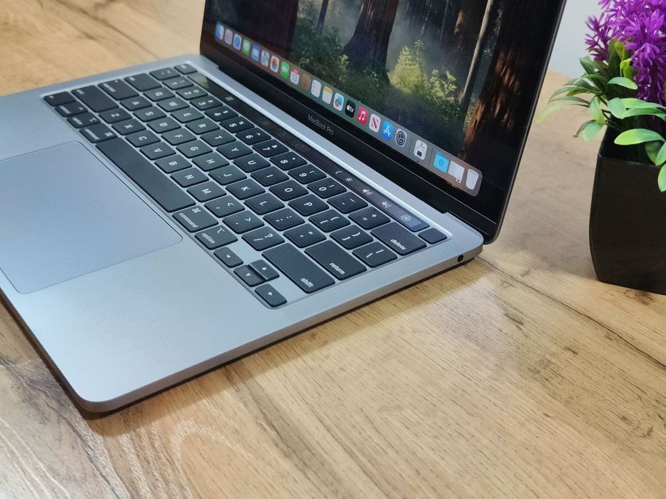 MacBook pro 2020 i5