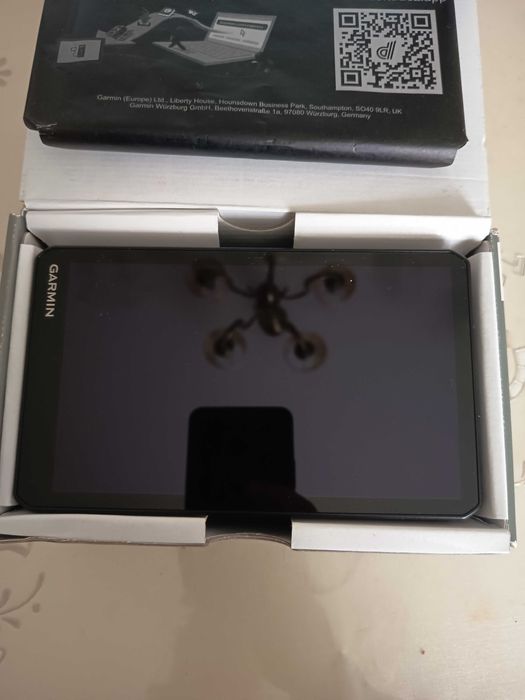 Навигация Garmin Dezl LGV 720