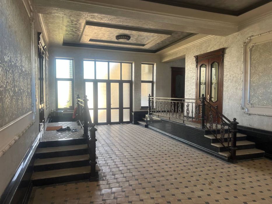 Hovli sotiladi Qarshi shahrida