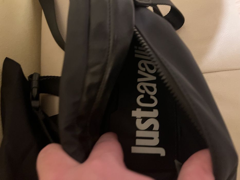 Hugo Мъжка чантичка