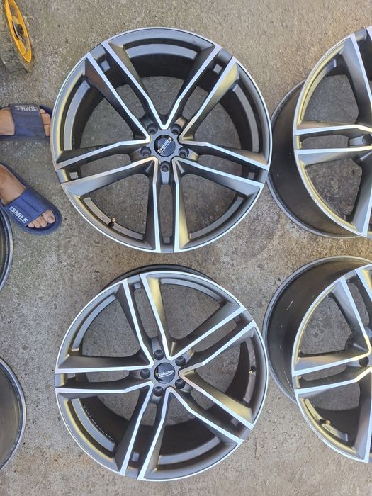 Jante 5×112 R22  in 2 latimi Audi Q7,Q8,SQ8,RS Q8 ,A6,A7