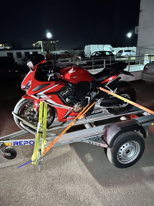 Închiriez remorca motociclete , platforma de inchiriat Tractari moto