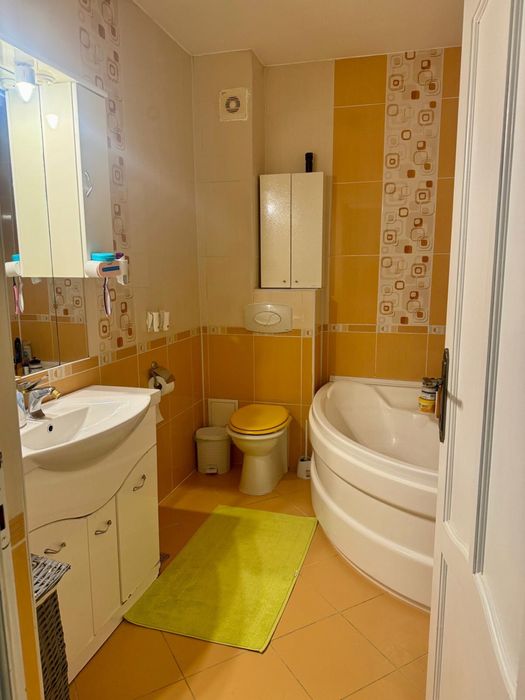 Vând Apartament 3 Camere mobilat utilat modern!