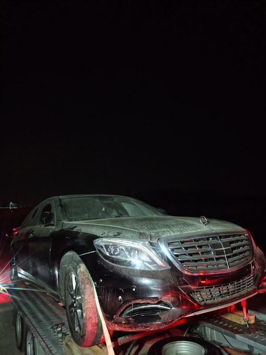 Dezmembrez Mercedes S500 hybrid W222 grila far usa capota parbriz trag