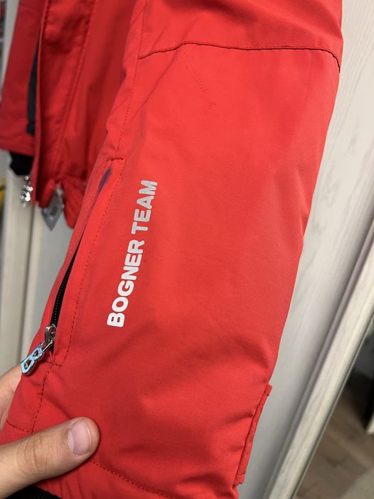 Costum Ski Bogner 48 L cu pantaloni inclusi