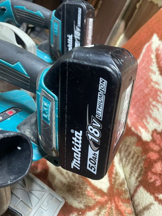 Circular Makita dhs680
