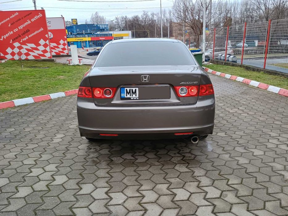 Honda Accord CL7 2.0 i-VTEC 16V (155 CP)