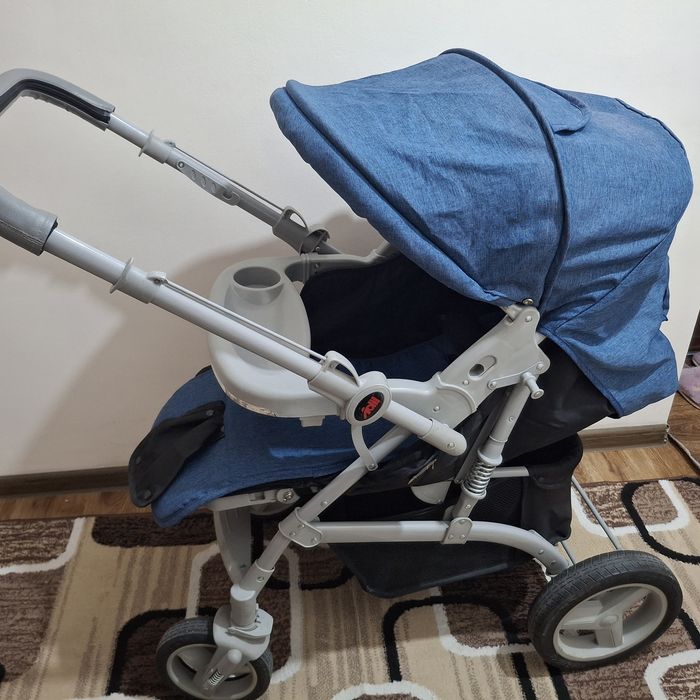 Kolyaska sotiladi holati yaxshi