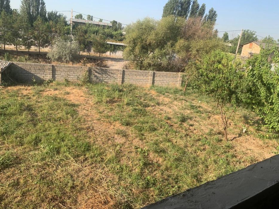 Nazarbek tekstil dacha tomonda yer sotiladi