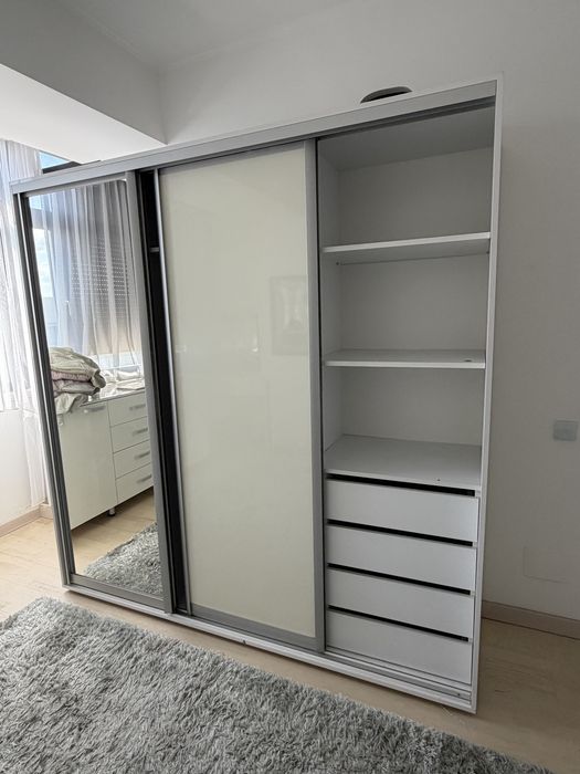 Dulap/dressing usi culisante