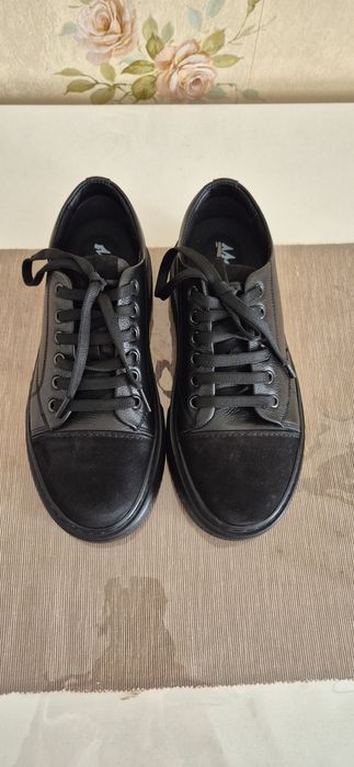 Adidasi Marelbo piele naturala marimea 36 noi