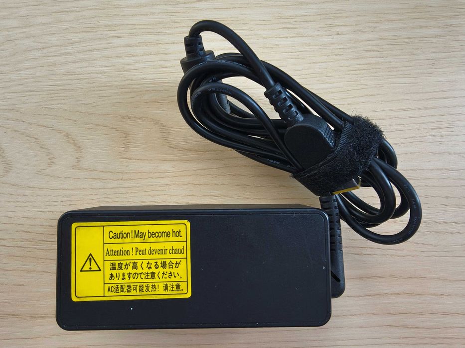 Încărcător laptop original Lenovo 45W 20V 2,25A mufă proprietară