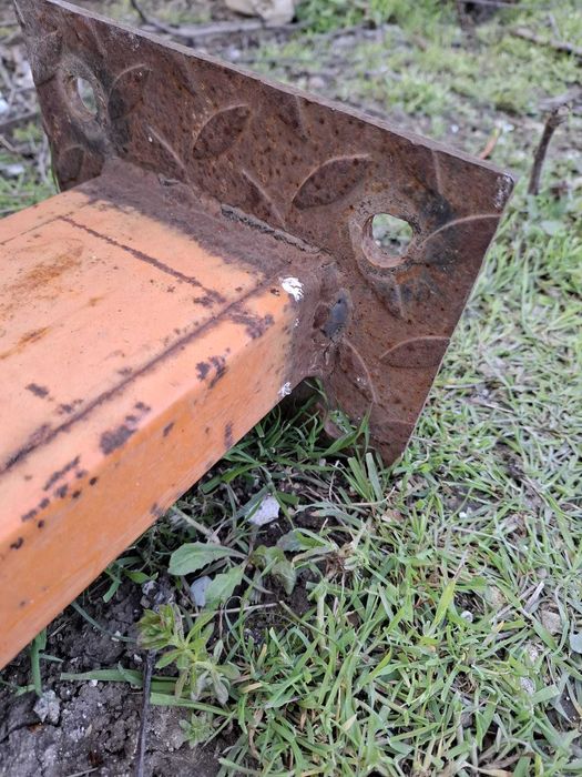 Structură metalică ideală pentru hală, depozit, garaj sau adapost utilaje