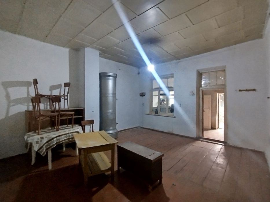 Срочно продается дом в общем дворе Гагарина